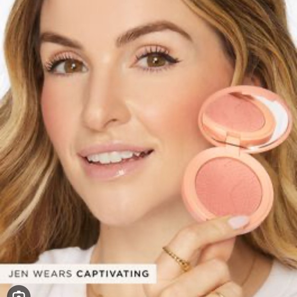 🍬🍭Tarte Captivating Blush Full Size - Picture 7 of 11